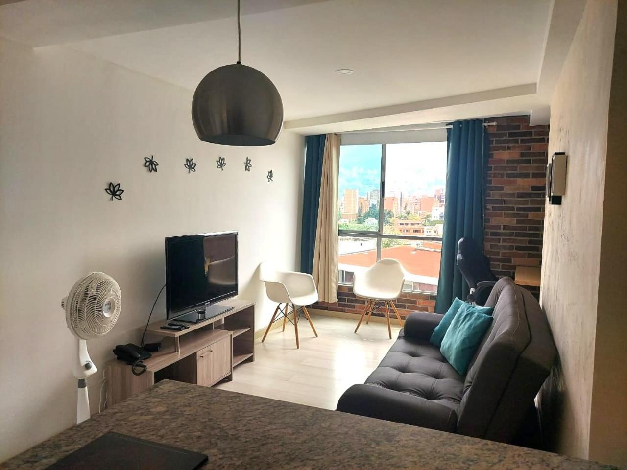 Lovely One Bedroom In Beautiful Laureles *
