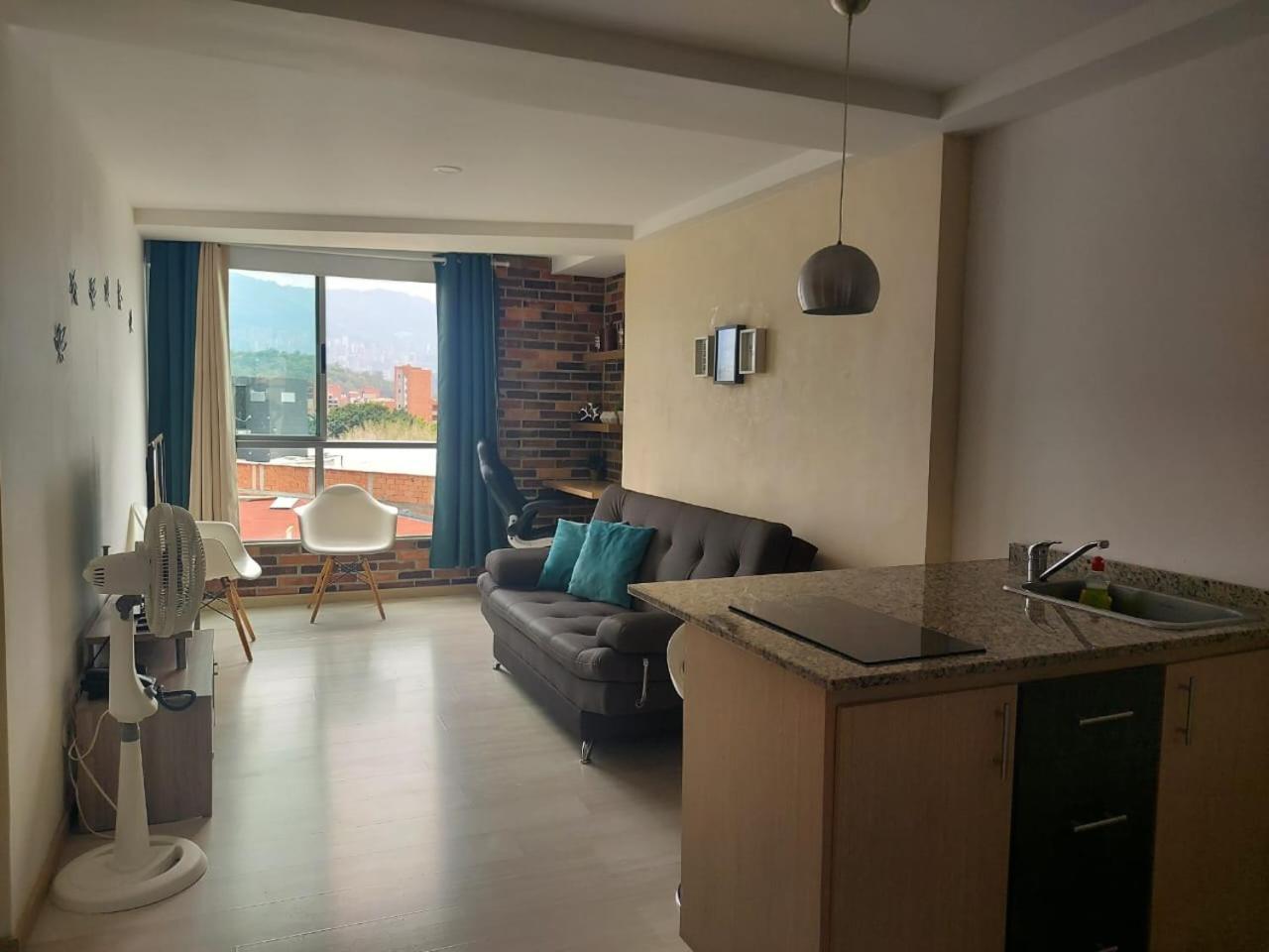 Lovely One Bedroom In Beautiful Laureles Apartamento